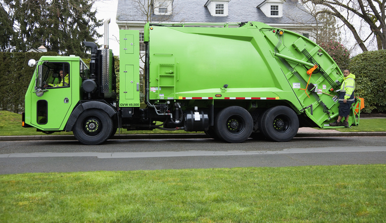 image of refuse hauler truck