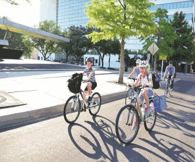 Family Bicycle Day Outing